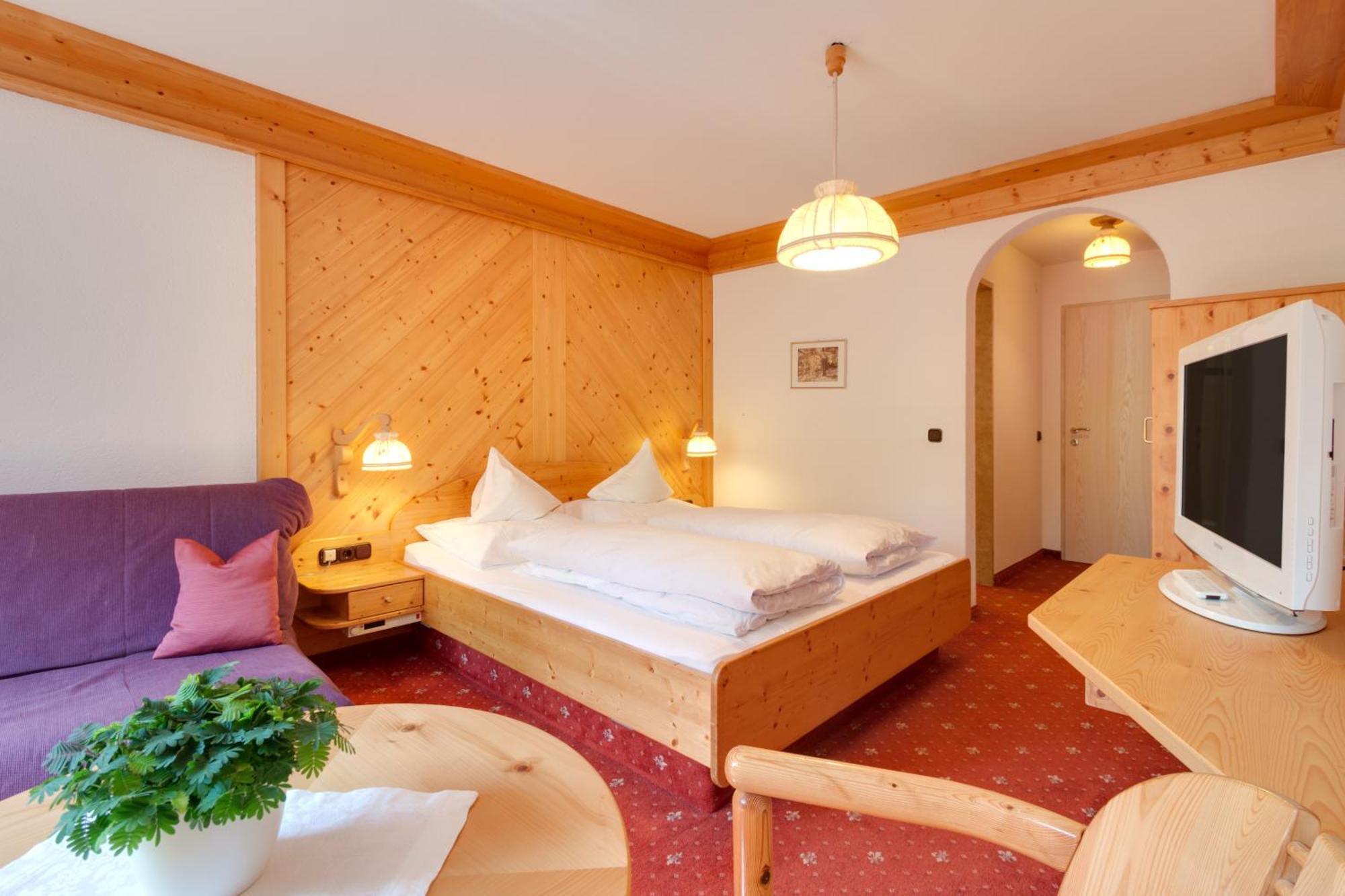 Hotel Nova Gaschurn Exteriör bild